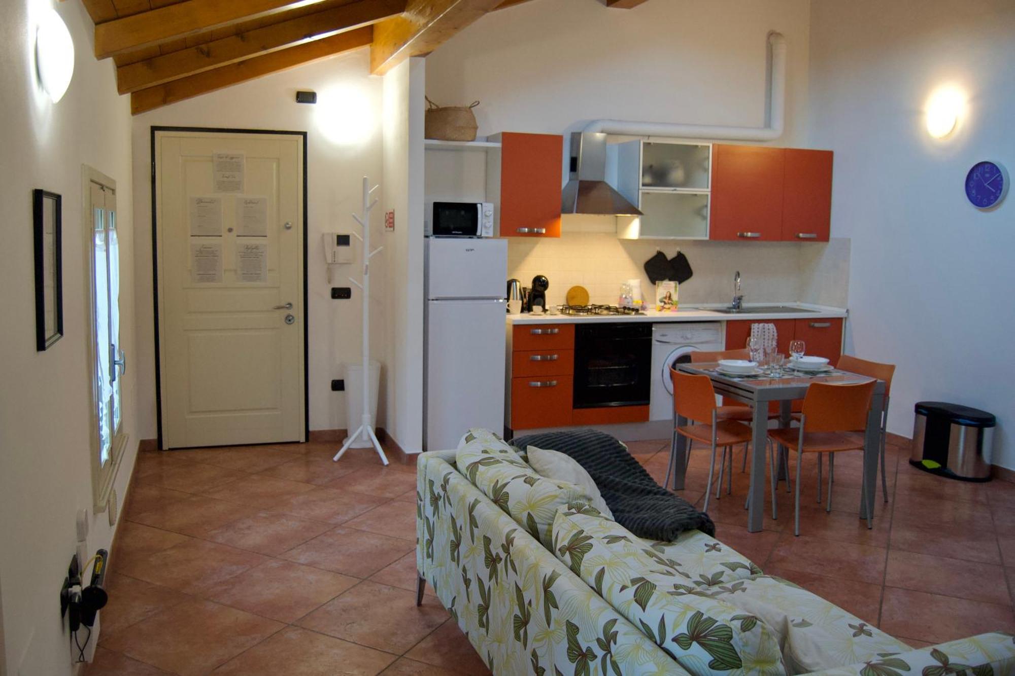 Casa Viola, Deliziosa Mansarda In Centro Storico Leilighet Modena Eksteriør bilde
